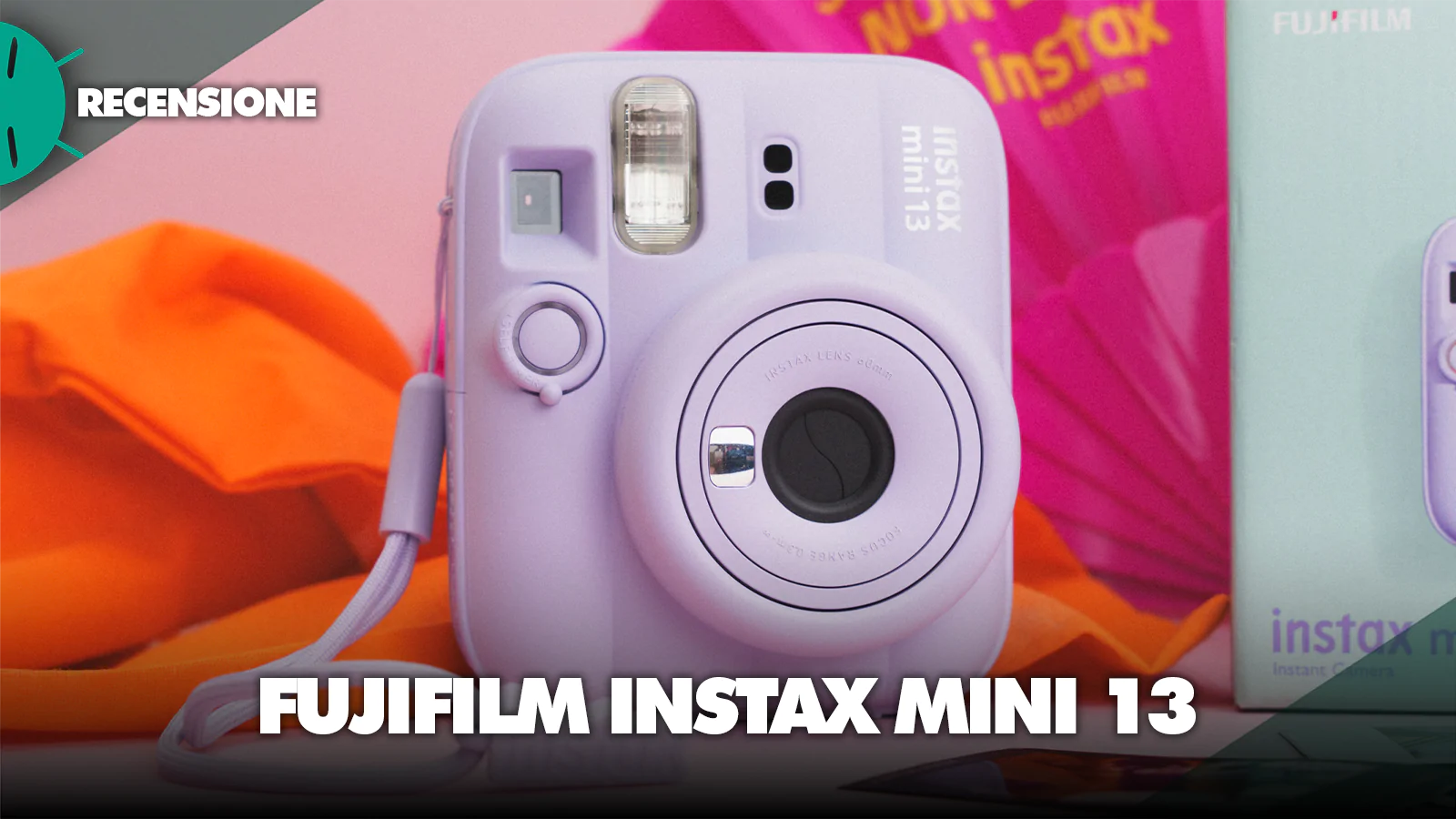 instax mini 13 - ilustrasi berita Instax Mini 13, Pilihan Hadiah yang Manis dengan Timer Selfie Baru