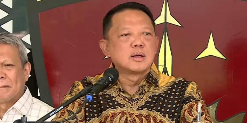 keterlibatan pihak lain Romli Dorong Tim 9 Bongkar Keterlibatan Pihak Lain… keterlibatan pihak lain - ilustrasi berita Romli Dorong Tim 9 Bongkar Keterlibatan Pihak Lain dalam Kasus Febrie