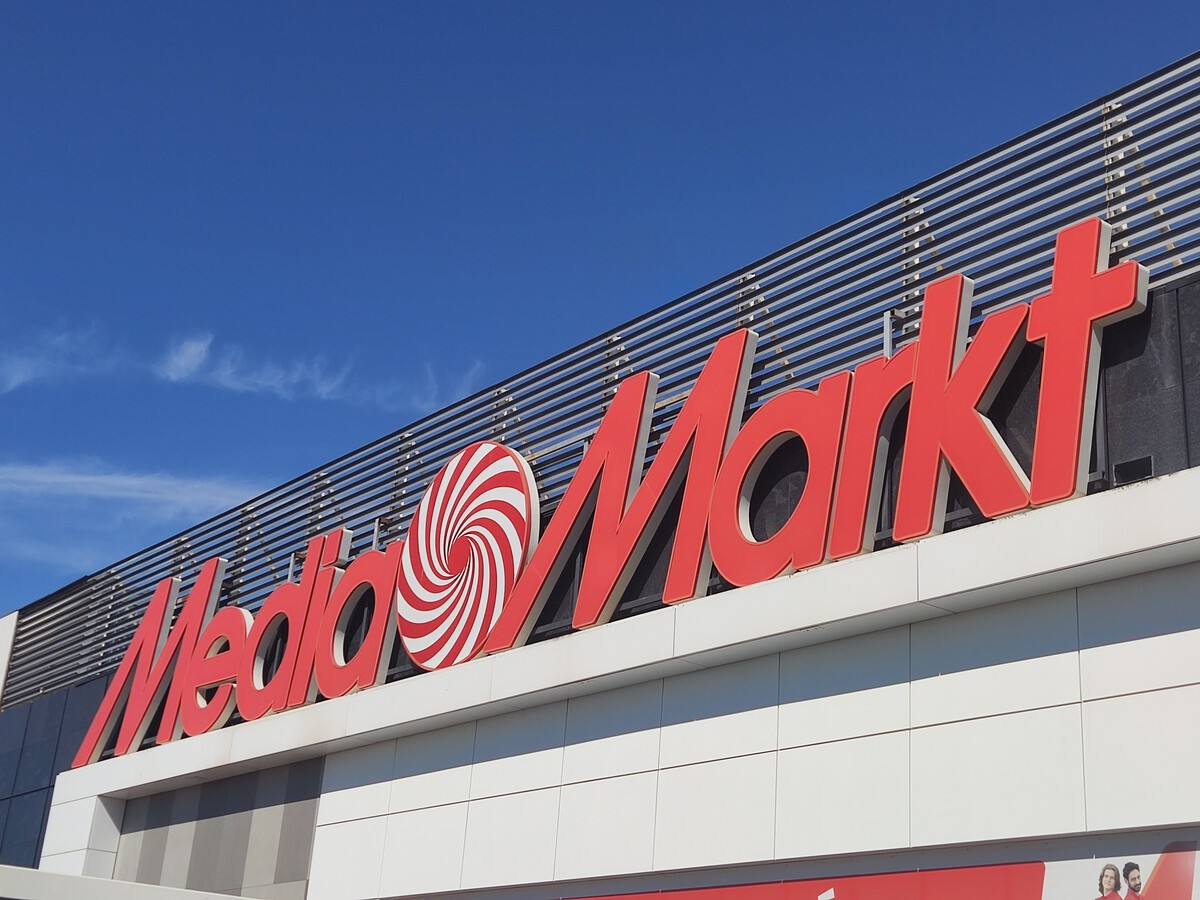 kompresor udara portabel - ilustrasi berita Kompresor Udara Portabel di MediaMarkt Hanya 12,90 Euro, Pas untuk Ban dan…
