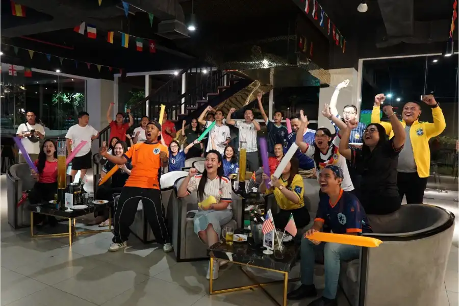 nobar final piala dunia Sorotan Baru Seputar Nobar Final Piala Dunia yang… nobar final piala dunia - ilustrasi berita Sorotan Baru Seputar Nobar Final Piala Dunia yang Menarik Perhatian