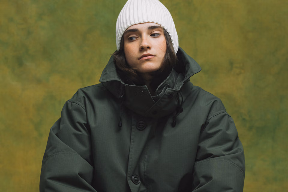 nonnative fw26 - ilustrasi berita Nonnative FW26 Hadirkan Outerwear Berteknologi GORE-TEX dengan Sentuhan Militer