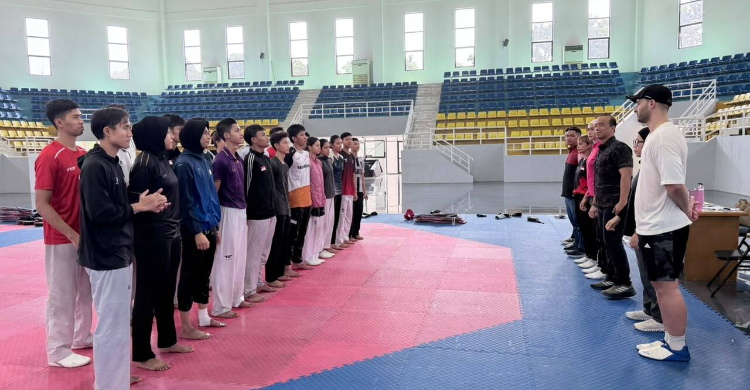 pelatih iran PBTI Rekrut Pelatih Iran Erfan Heydaari untuk Perkuat Pelatnas… pelatih iran - ilustrasi berita PBTI Rekrut Pelatih Iran Erfan Heydaari untuk Perkuat Pelatnas Jelang Asian Games 2026