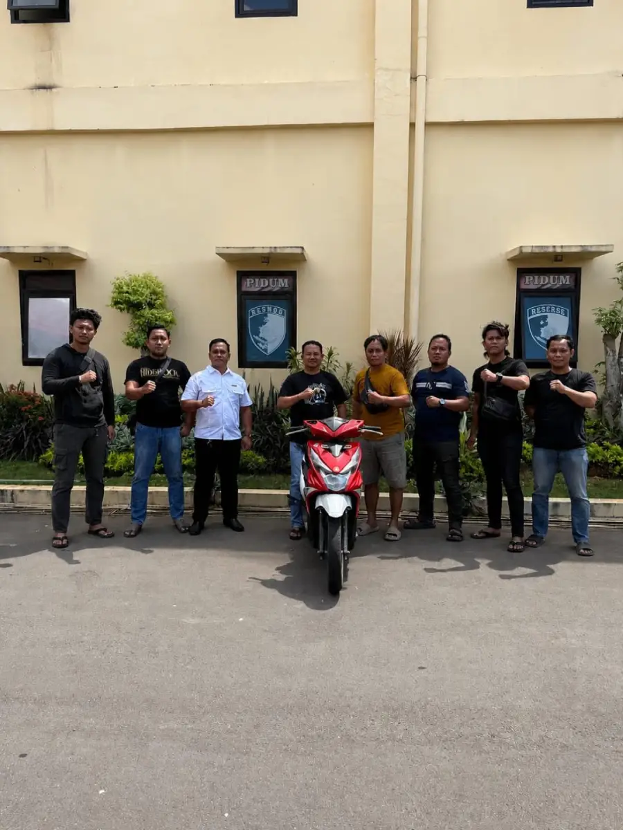 pencurian motor pantai Pelaku Pencurian Motor Pantai di Ambunten Ditangkap… pencurian motor pantai - ilustrasi berita Pelaku Pencurian Motor Pantai di Ambunten Ditangkap Polisi Sumenep