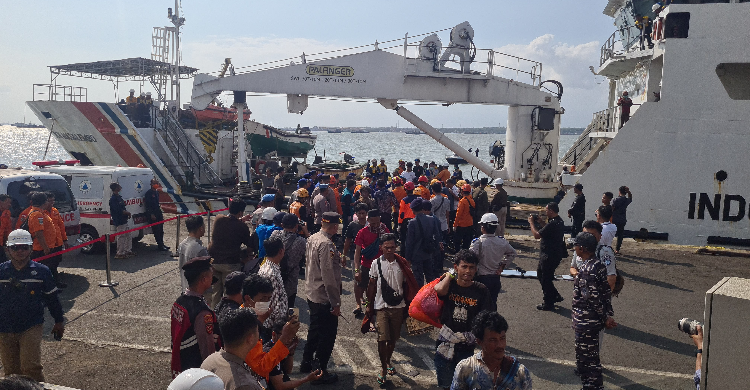 audit keselamatan kapal Kementerian Perhubungan Perintahkan Audit Keselamatan… audit keselamatan kapal - ilustrasi berita Kementerian Perhubungan Perintahkan Audit Keselamatan Kapal Mutiara Sentosa…