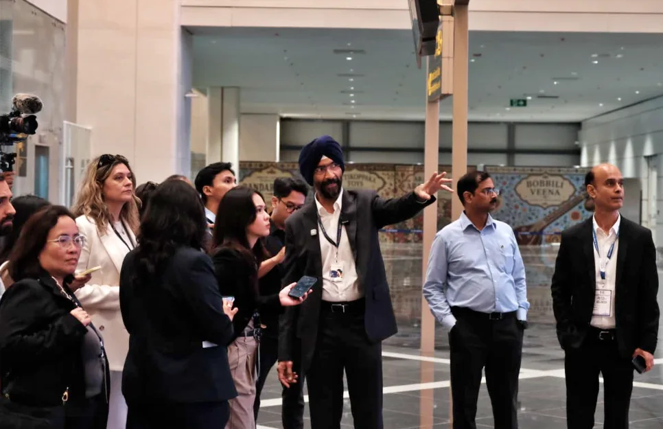 investasi bandara GMR Perluas Investasi Bandara untuk Mempererat Ikatan… investasi bandara - ilustrasi berita GMR Perluas Investasi Bandara untuk Mempererat Ikatan Ekonomi India dan Indonesia