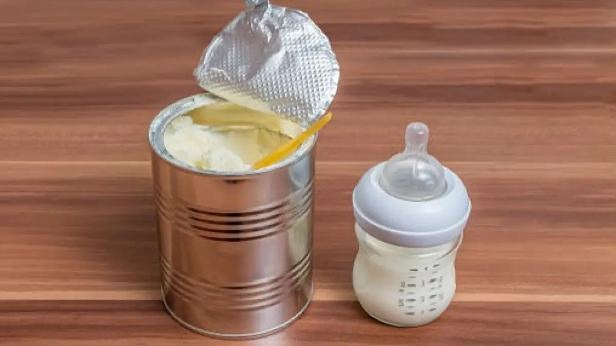 risiko susu formula Risiko Susu Formula: Pengawasan Pemasaran Perlu Diperketat… risiko susu formula - ilustrasi berita Risiko Susu Formula: Pengawasan Pemasaran Perlu Diperketat untuk Lindungi Ibu…