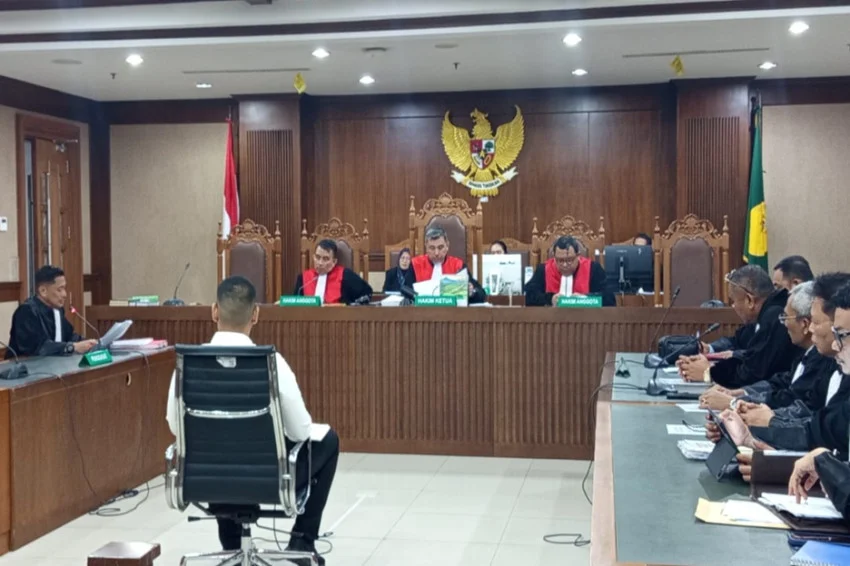 sidang perdana pemerasan Sorotan Baru Seputar Sidang Perdana Pemerasan yang… sidang perdana pemerasan - ilustrasi berita Sorotan Baru Seputar Sidang Perdana Pemerasan yang Menarik Perhatian