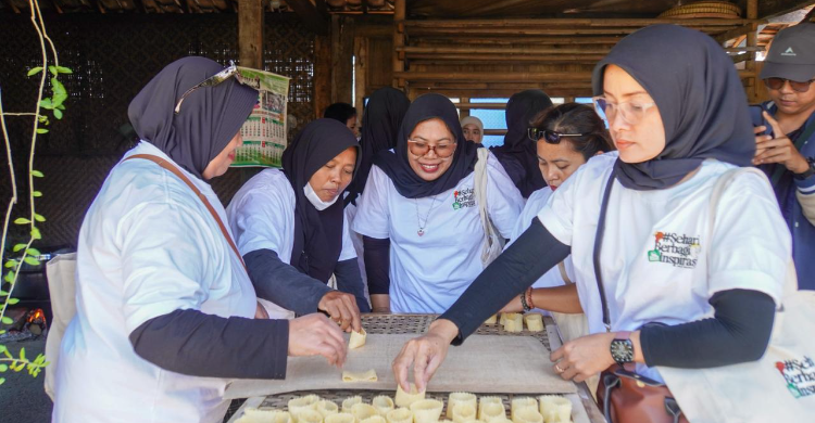 studi banding pnm Studi Banding PNM Bantu Ketua Kelompok Mekaar Temukan Cara… studi banding pnm - ilustrasi berita Studi Banding PNM Bantu Ketua Kelompok Mekaar Temukan Cara Baru Kembangkan Usaha