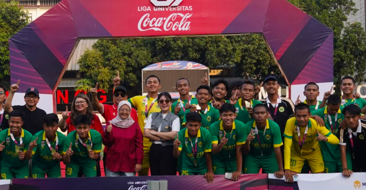unj juara UNJ Juara: Tutup Liga Universitas Coca-Cola Regional Jakarta dengan… unj juara - ilustrasi berita UNJ Juara: Tutup Liga Universitas Coca-Cola Regional Jakarta dengan Menang 16-0